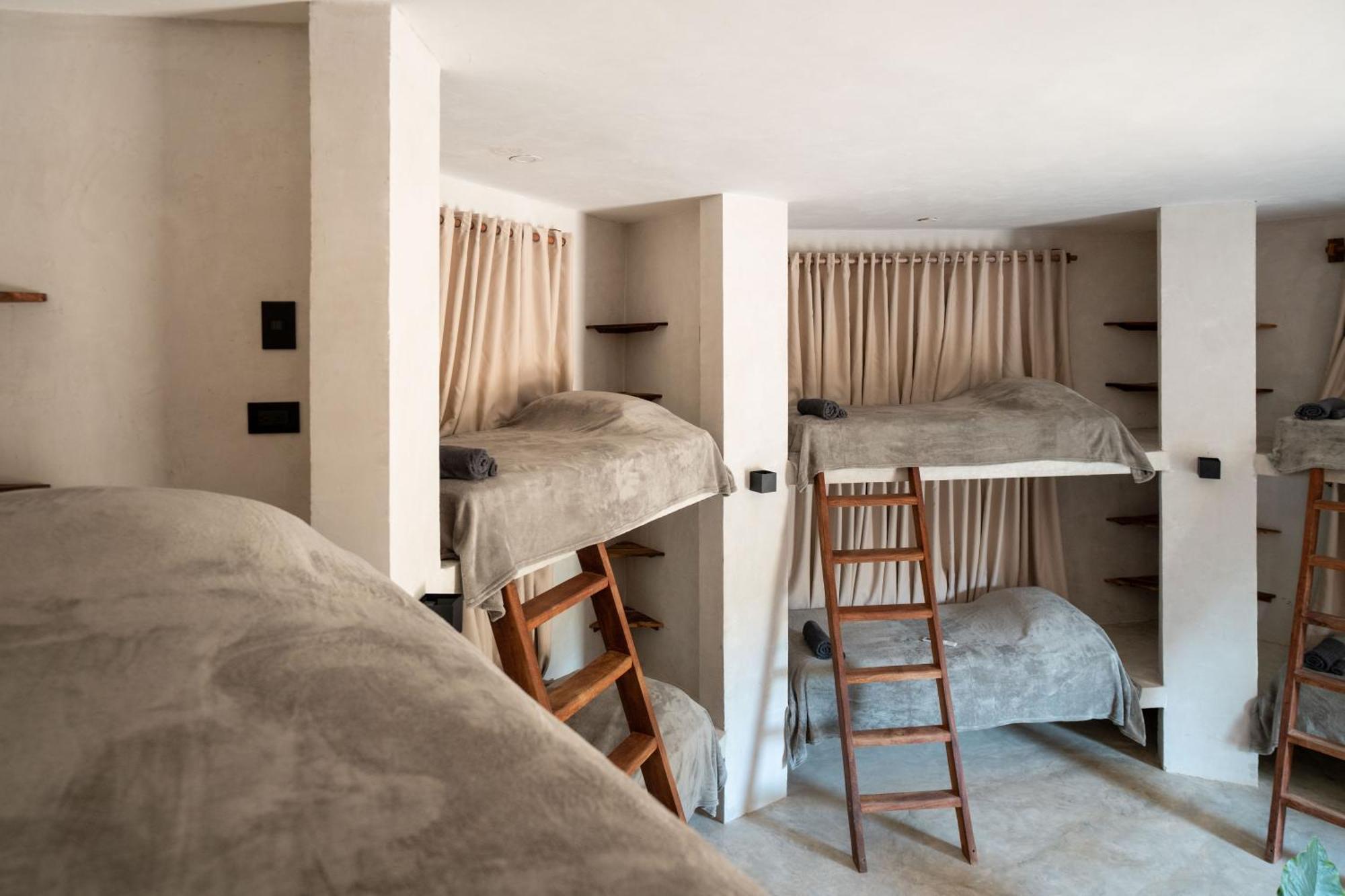 Leisy'S Garden Hostel & Rooms Samana Luaran gambar
