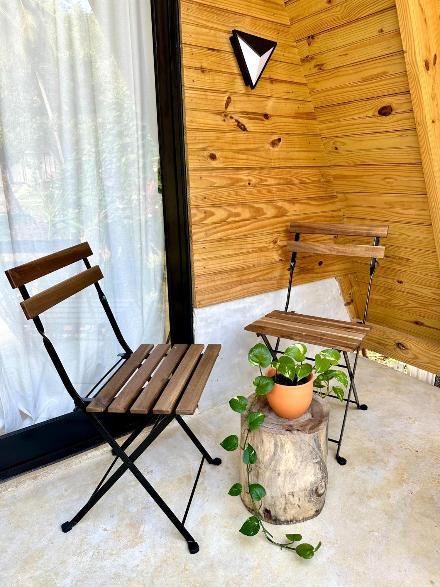 Leisy'S Garden Hostel & Rooms Samana Luaran gambar